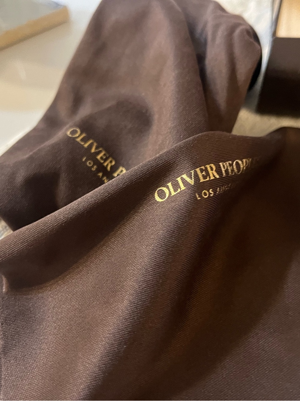 Oliver people’s round frame glasses with case cleaning cloth and carrier case - Picture 3 of 7